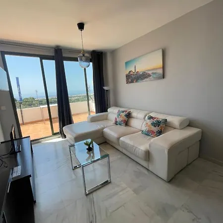 En Con Vistas Al Mar. * Nerja