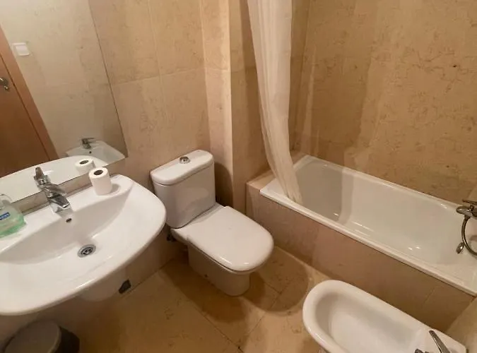 En Con Vistas Al Mar. شقة نيرخا