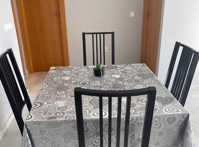 En Con Vistas Al Mar. *