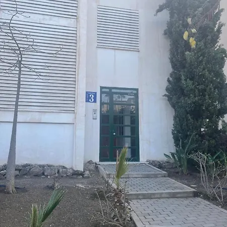 En Con Vistas Al Mar. *